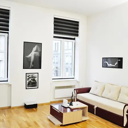 Apartment Central Apartment- Ny's Eve Concert View *